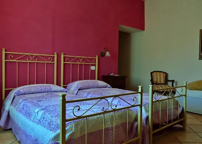 Affittacamere La Torre 게스트하우스 3*